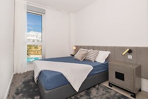 Lm3.52b- Spacious Duplex Penthouse With Panoramic