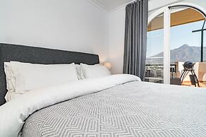 Sam2.4i- Cozy Apartment Walking Distance to Beach