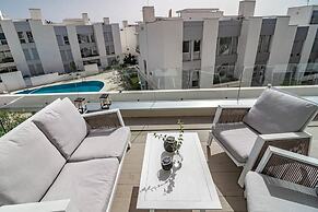 Lm11.1a- Modern Flat, Amazing Views