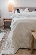 A3- Seaclub Suites by Roomservices