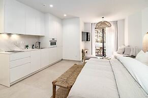A3- Seaclub Suites by Roomservices