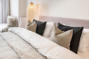 A6- Seaclub Suites by Roomservices