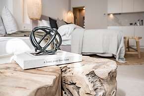 A6- Seaclub Suites by Roomservices