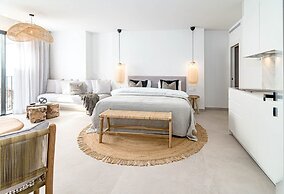 A6- Seaclub Suites by Roomservices