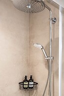 A4- Seaclub Suites by Roomservices