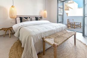 A7- Seaclub Suites by Roomservices