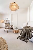 A7- Seaclub Suites by Roomservices