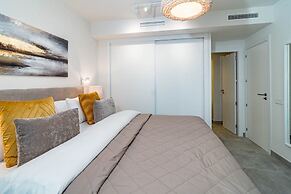 Inf4.6p - Spacious Holiday Home in Estepona