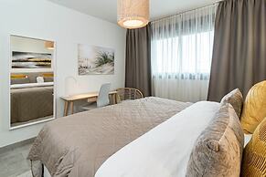 Inf4.6p - Spacious Holiday Home in Estepona