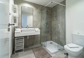Inf26h- Comfortable and Spacious City Apartment