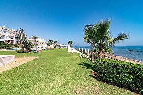 PL - Beachfront Seaview Aptm Playa de la Lucera