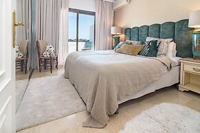 LAG - Spacious Townhouse With Private Jacuzzi