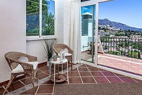 LAG - Spacious Townhouse With Private Jacuzzi