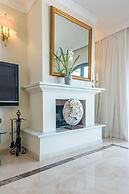 LAG - Spacious Townhouse With Private Jacuzzi