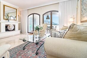 LAG - Spacious Townhouse With Private Jacuzzi