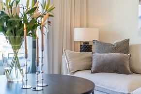 Inf2.6f - Modern and Bright City Apartment