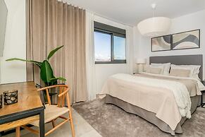 Inf2.6f - Modern and Bright City Apartment