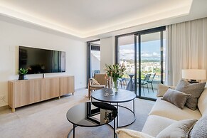 Inf2.6f - Modern and Bright City Apartment
