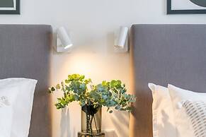 Inf2.6f - Modern and Bright City Apartment