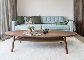 Jm9.4 - Totally Renovated in Stylish Design