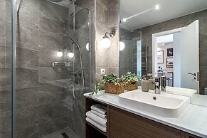 Jm9.4 - Totally Renovated in Stylish Design