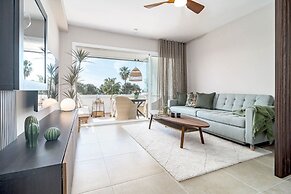Jm9.4 - Totally Renovated in Stylish Design