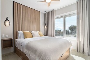 Jm9.4 - Totally Renovated in Stylish Design