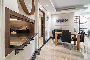 Bp7c.2a Beachfront Penthouse With Private Pool