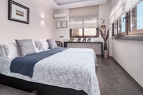 Bp7c.2a Beachfront Penthouse With Private Pool
