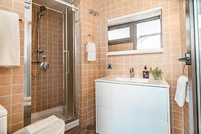Bp7c.2a Beachfront Penthouse With Private Pool