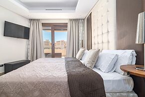 Bp7c.2a Beachfront Penthouse With Private Pool