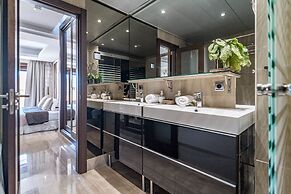Bp7c.2a Beachfront Penthouse With Private Pool