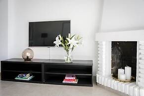 RDM - Stylish Holiday Apartment With Ocean Views