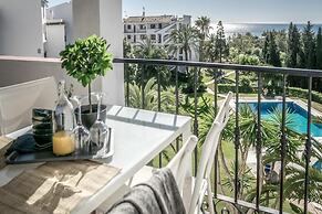RDM - Stylish Holiday Apartment With Ocean Views