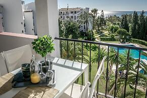 RDM - Stylish Holiday Apartment With Ocean Views