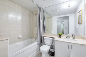 Neptune Fort York Suites
