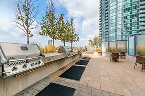 Neptune Fort York Suites