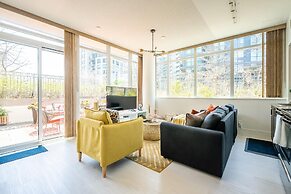 Neptune Fort York Suites