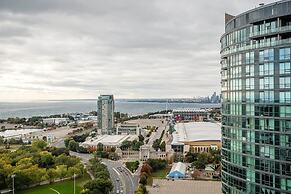 Neptune Fort York Suites