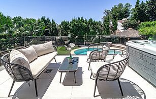 Villa Nottingham: Stunning Private Villa