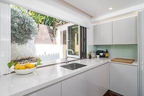Villa Nottingham: Stunning Private Villa