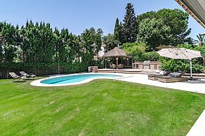 Villa Nottingham: Stunning Private Villa