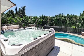 Villa Nottingham: Stunning Private Villa