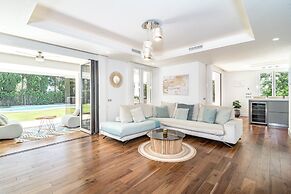 Villa Nottingham: Stunning Private Villa