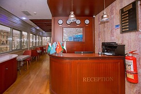 Clover Hotel