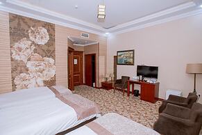 Clover Hotel
