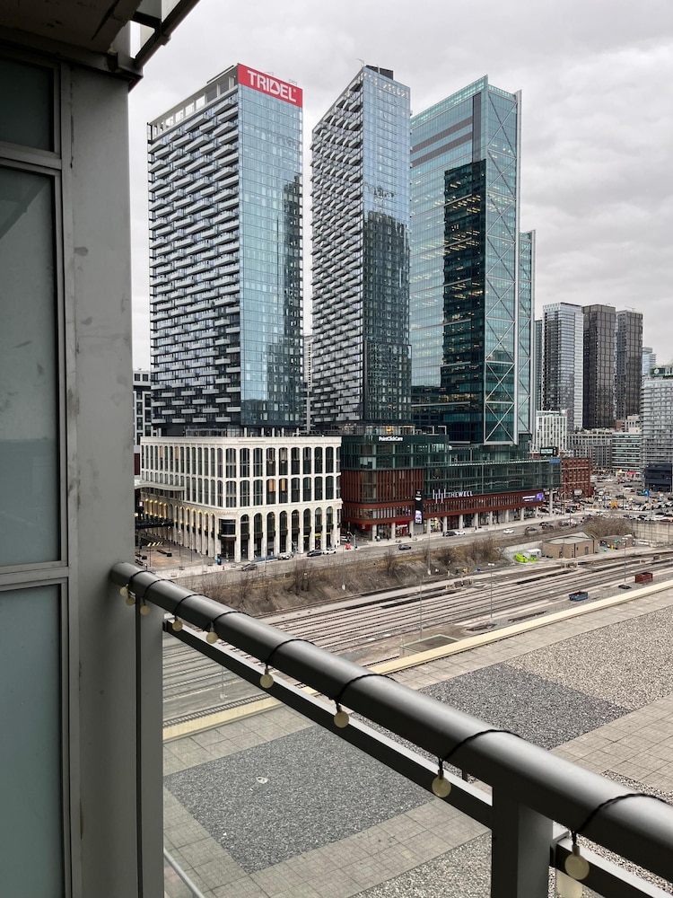 The Parade 2 Suites