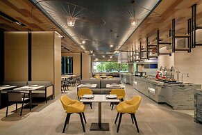 Marriott Executive Apartments Danang, Han River