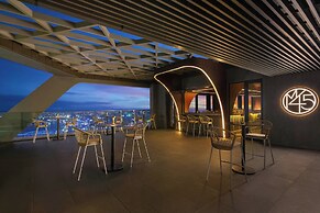 Marriott Executive Apartments Danang, Han River
