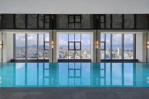 Marriott Executive Apartments Danang, Han River